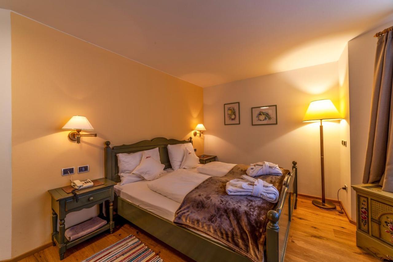 Hotel Berger Superior Riva di Tures Exterior photo