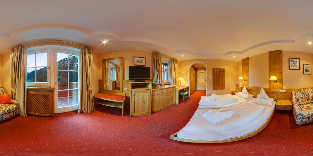Hotel Berger Superior Riva di Tures Exterior photo